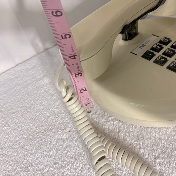 Vintage 70s Northern Telecom Ivory Round Push Button Phone Telephone - Picture 14 of 16